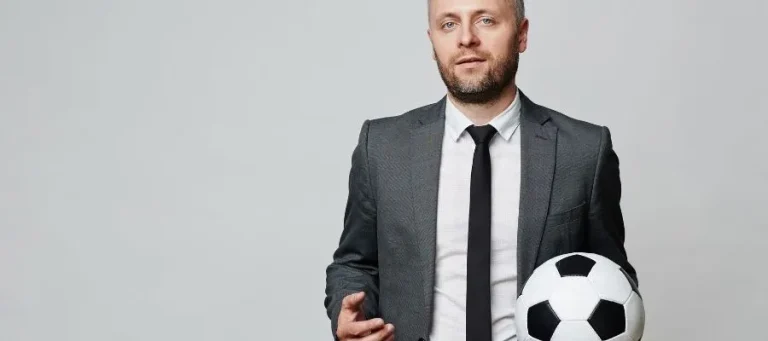 ¿Cómo saber si necesitas un representante de futbolistas y cómo encontrar uno?